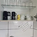 Penthouse Mit 4 Zimmern, 10 Betten, Bad, Wc, Kueche Und Terrasse *