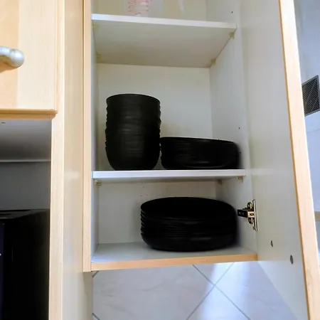 Penthouse Mit 4 Zimmern, 10 Betten, Bad, Wc, Kueche Und Terrasse * קרלסבאד